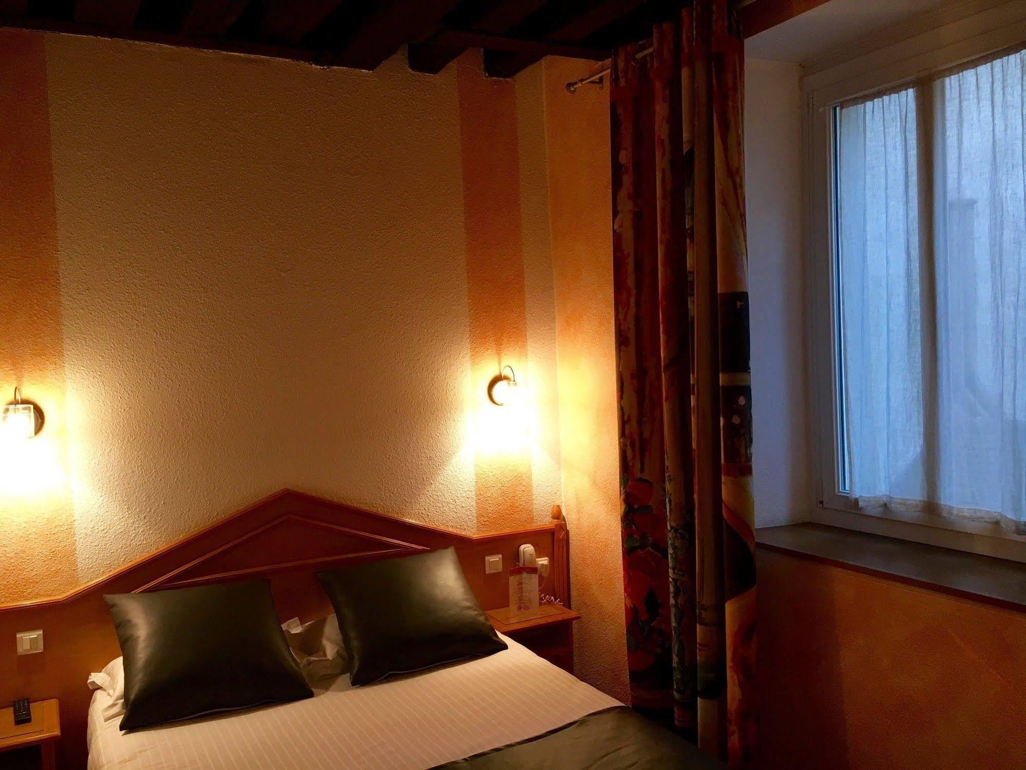 3H Paris Marais Hotel Exterior foto